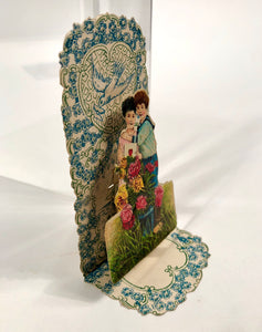 Antique Fold-Out Three Dimensional 1920's VALENTINE || Young Couple and Vase of Flowers