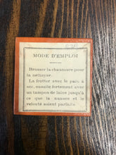 Load image into Gallery viewer, Vintage French Vite et Bien Shoe Polish Cleaner Box, Full